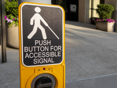 превью публикации Исследование: незрячие люди лучше запоминают речь, чем абстрактные звуки