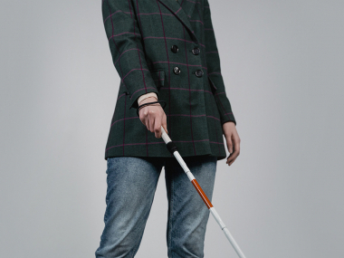 превью публикации В белую трость встроили умного голосового AI-помощника