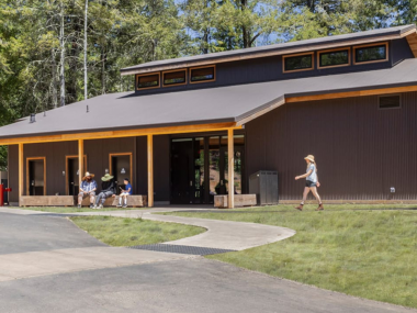 превью публикации В Калифорнии открылся лагерь для незрячих людей